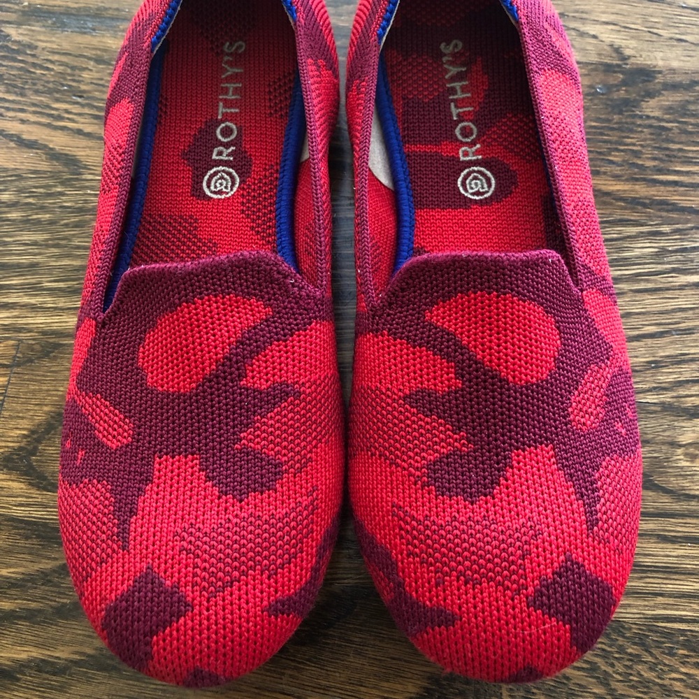 Rothy’s Red Camo- Girls size 2